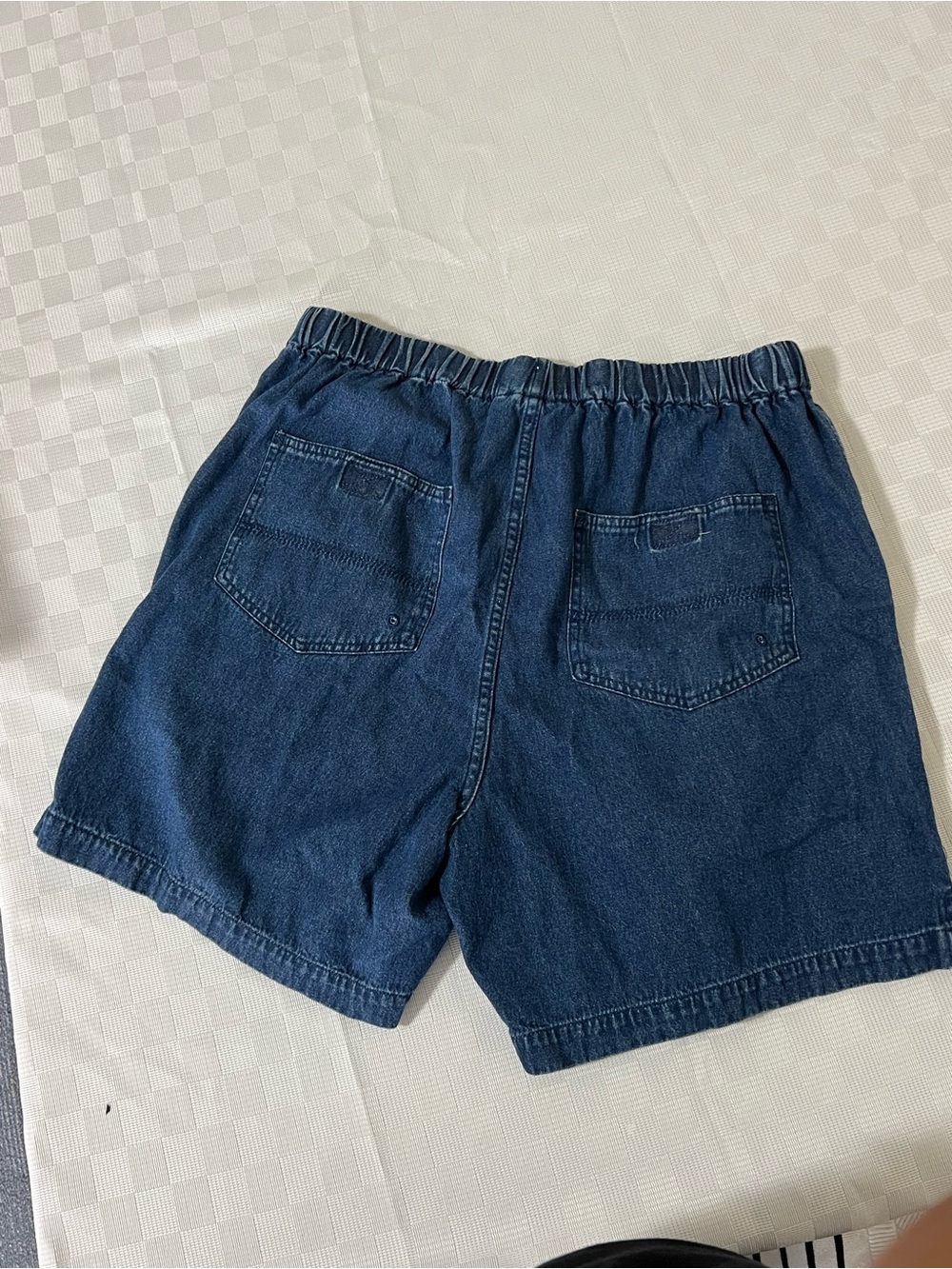 Women's Blue Elastic-Waist Jean Shorts - Picture 3 of 4